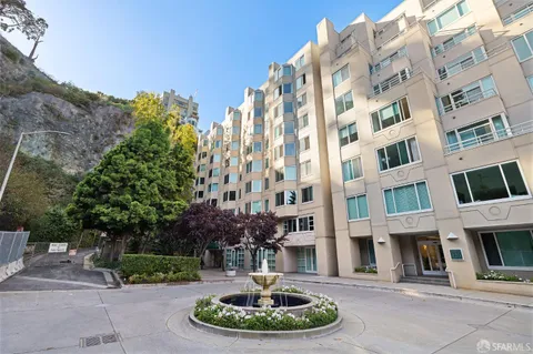$1,145,000 | 111 Chestnut Street, Unit 303, San Francisco, CA 94111