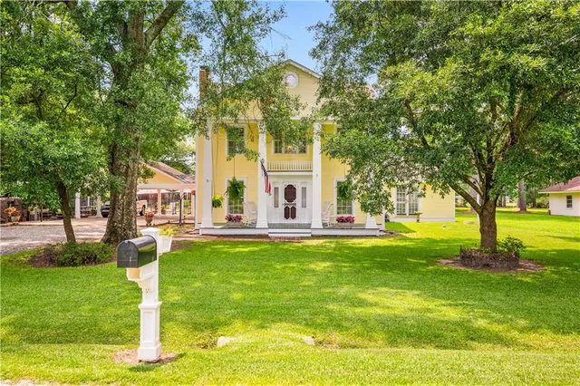 $530,000 | 4513 Woodlawn Drive, Ball, LA 71405