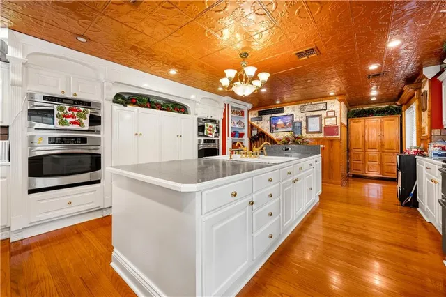 $530,000 | 4513 Woodlawn Drive, Ball, LA 71405