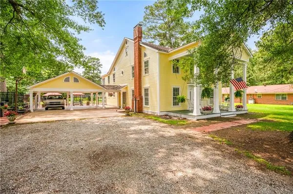 $499,999 | 4513 Woodlawn Drive, Ball, LA 71405