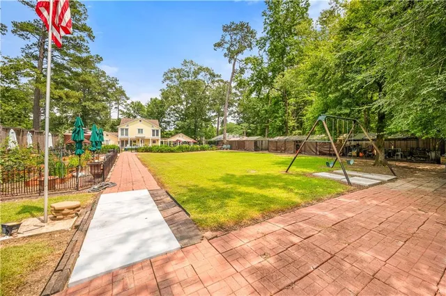 $530,000 | 4513 Woodlawn Drive, Ball, LA 71405