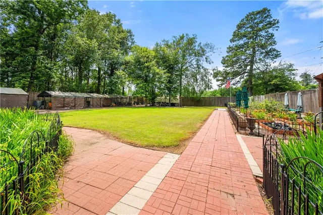 $530,000 | 4513 Woodlawn Drive, Ball, LA 71405