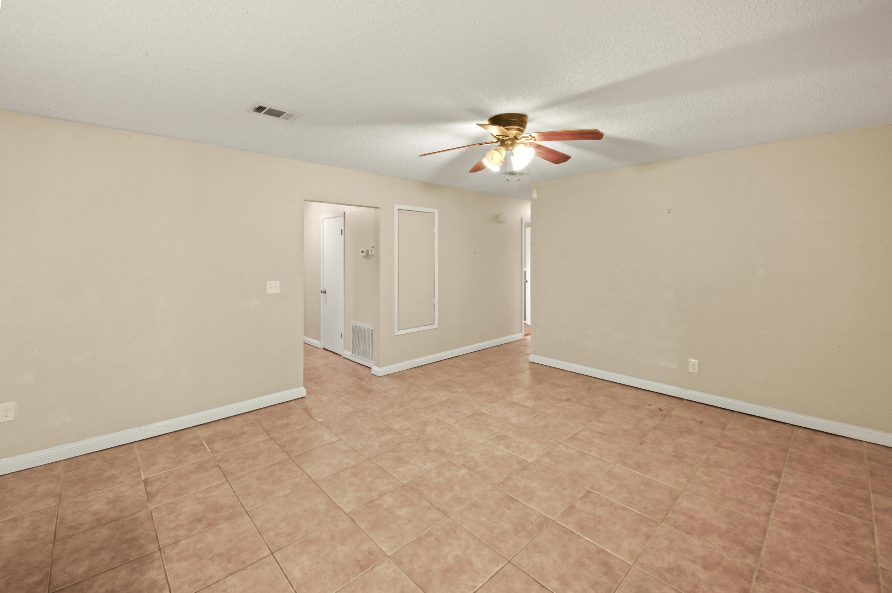 2266 Stallion Road Cantonment, FL 32533 - Photo 17 of 30 HDR_0148