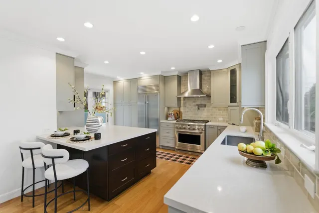 $2,048,000 | 4030 Bayview Avenue, San Mateo, CA 94403