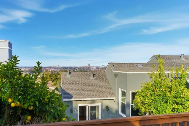 $2,048,000 | 4030 Bayview Avenue, San Mateo, CA 94403