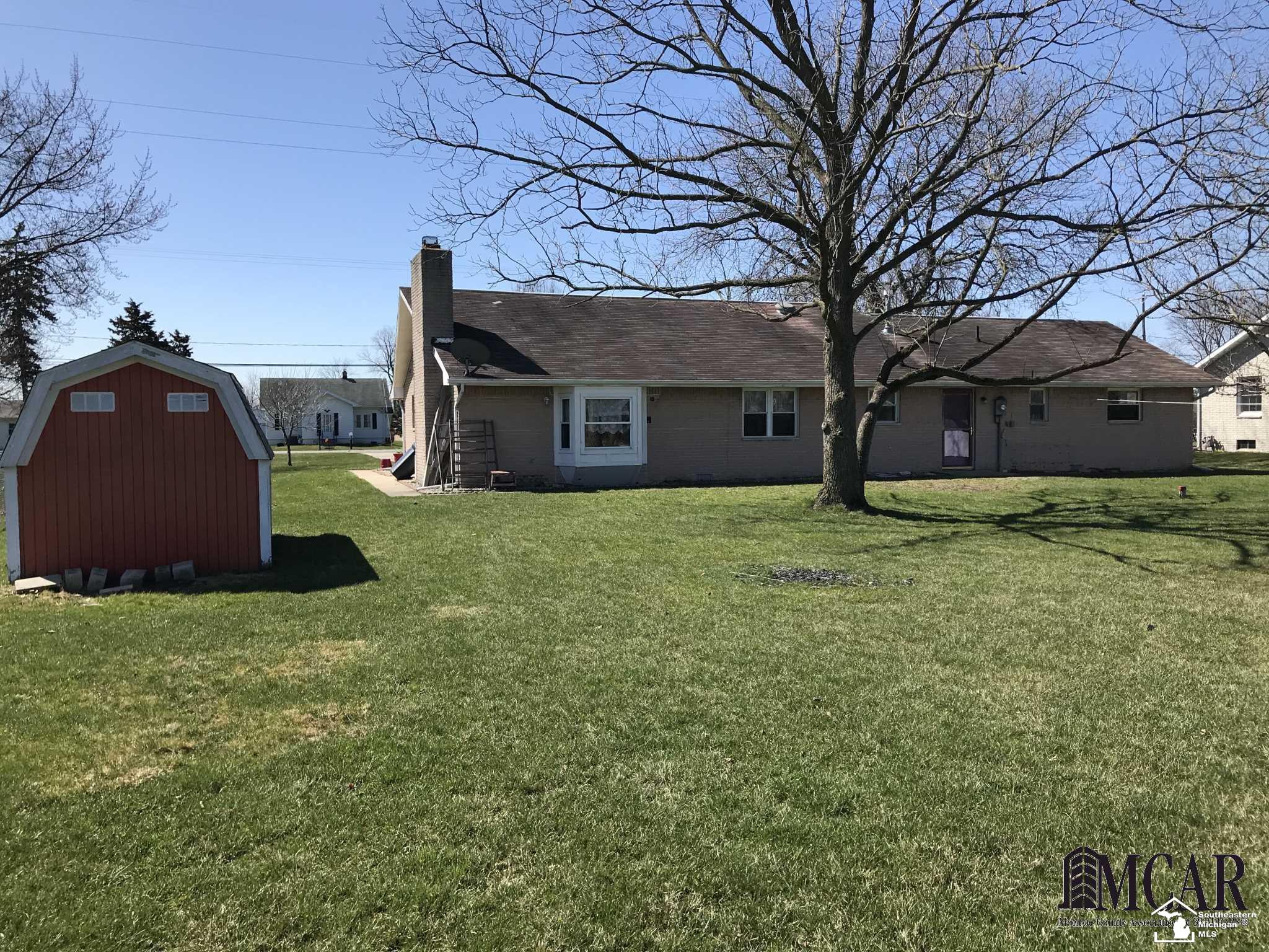 1348 East Sterns Road Erie, MI 48133 - Photo 5 of 12 21433097-4.JPG