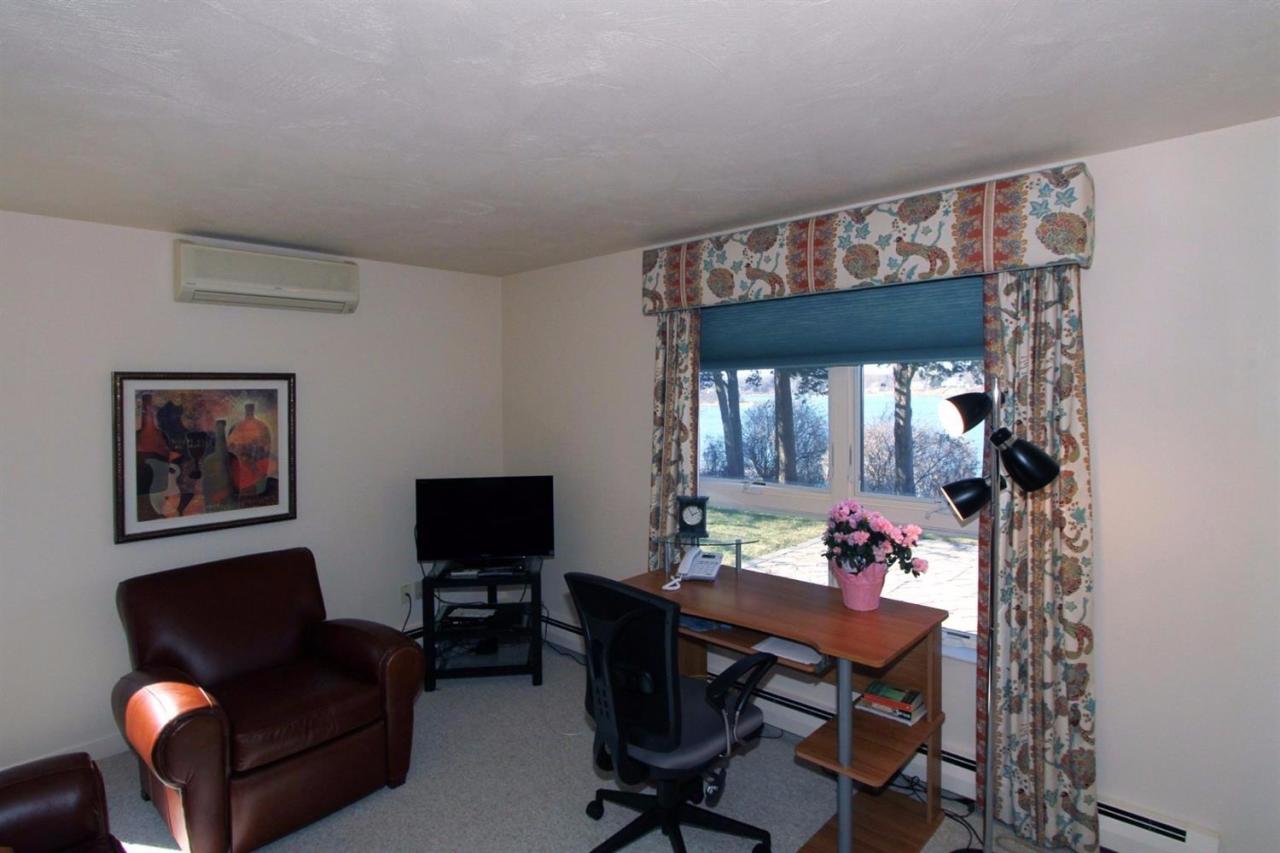 25 Prides Path Orleans, MA 02653 - Photo 14 of 28 Study nook with water views