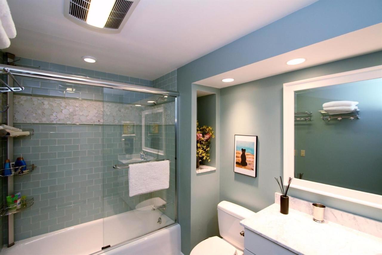 25 Prides Path Orleans, MA 02653 - Photo 15 of 28 Guest bath