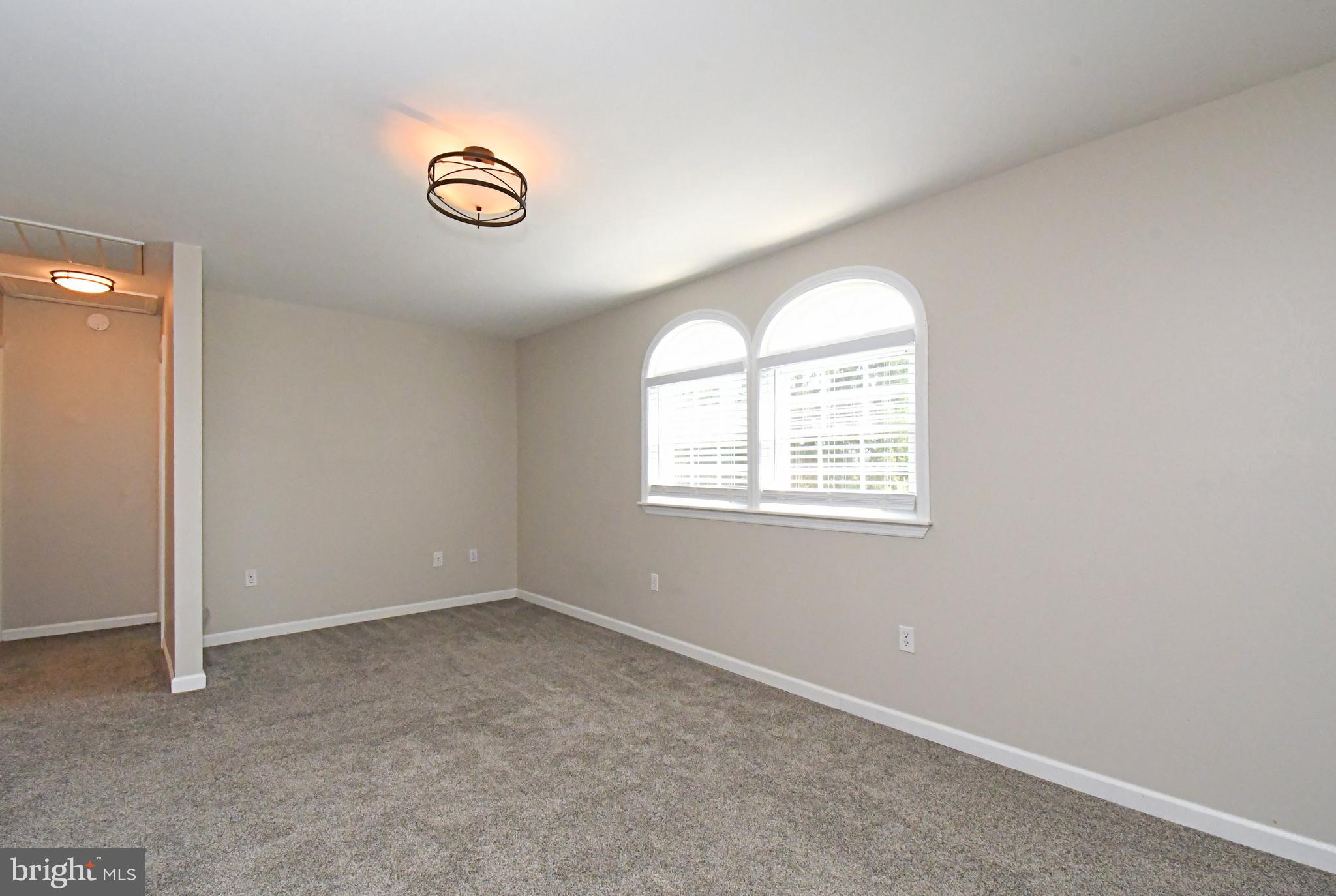 1031 Cardinal Road Norristown, PA 19403 - Photo 62 of 94 Living room in law suite