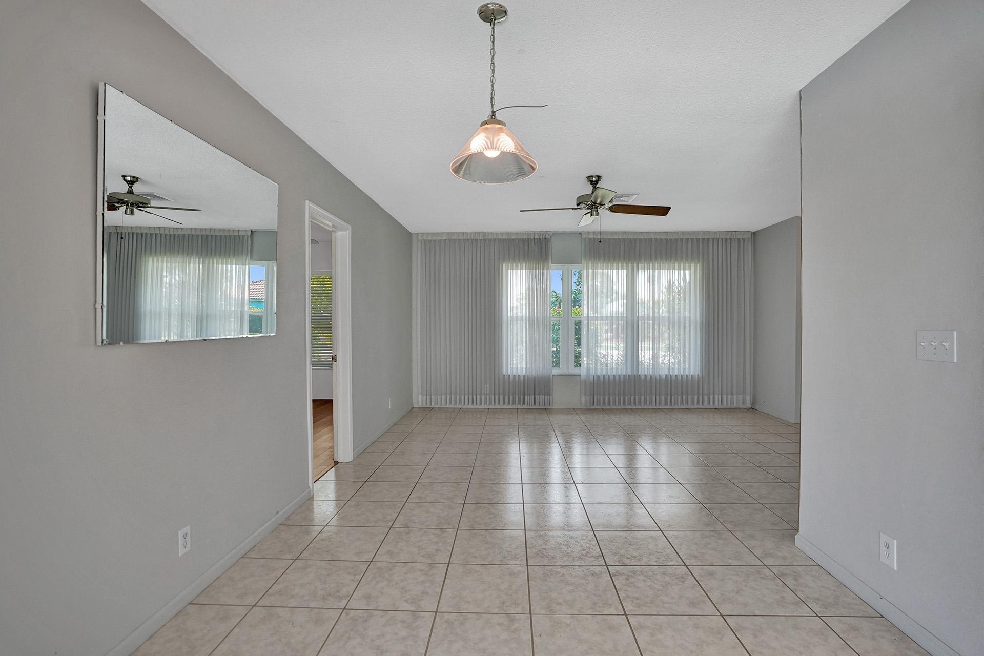 400 Southwest 9th Avenue Boca Raton, FL 33486 - Photo 13 of 39 DSC05502
