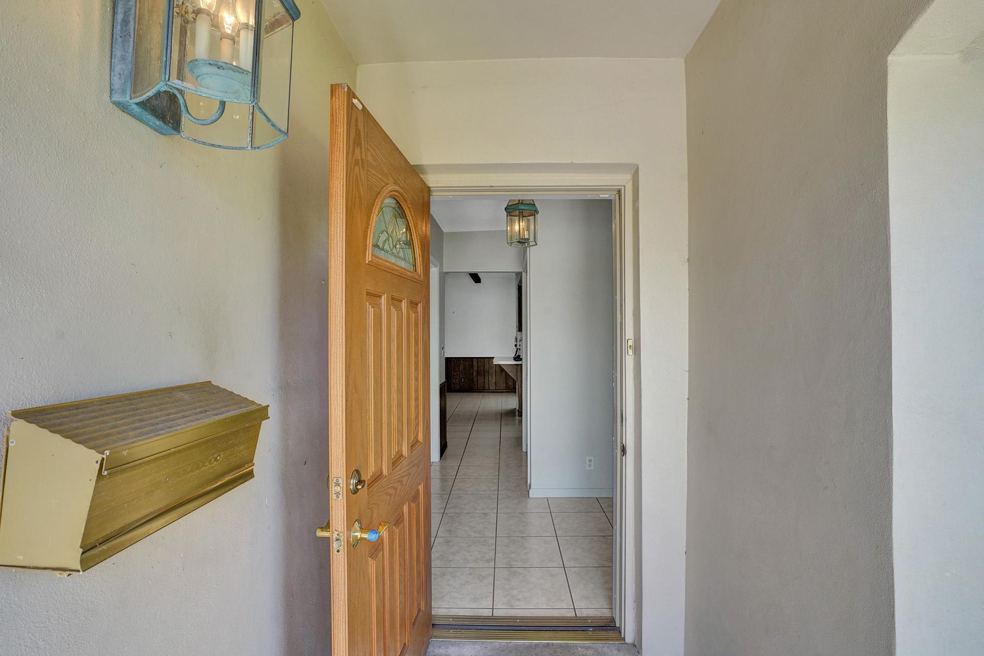 400 Southwest 9th Avenue Boca Raton, FL 33486 - Photo 4 of 39 DSC05592