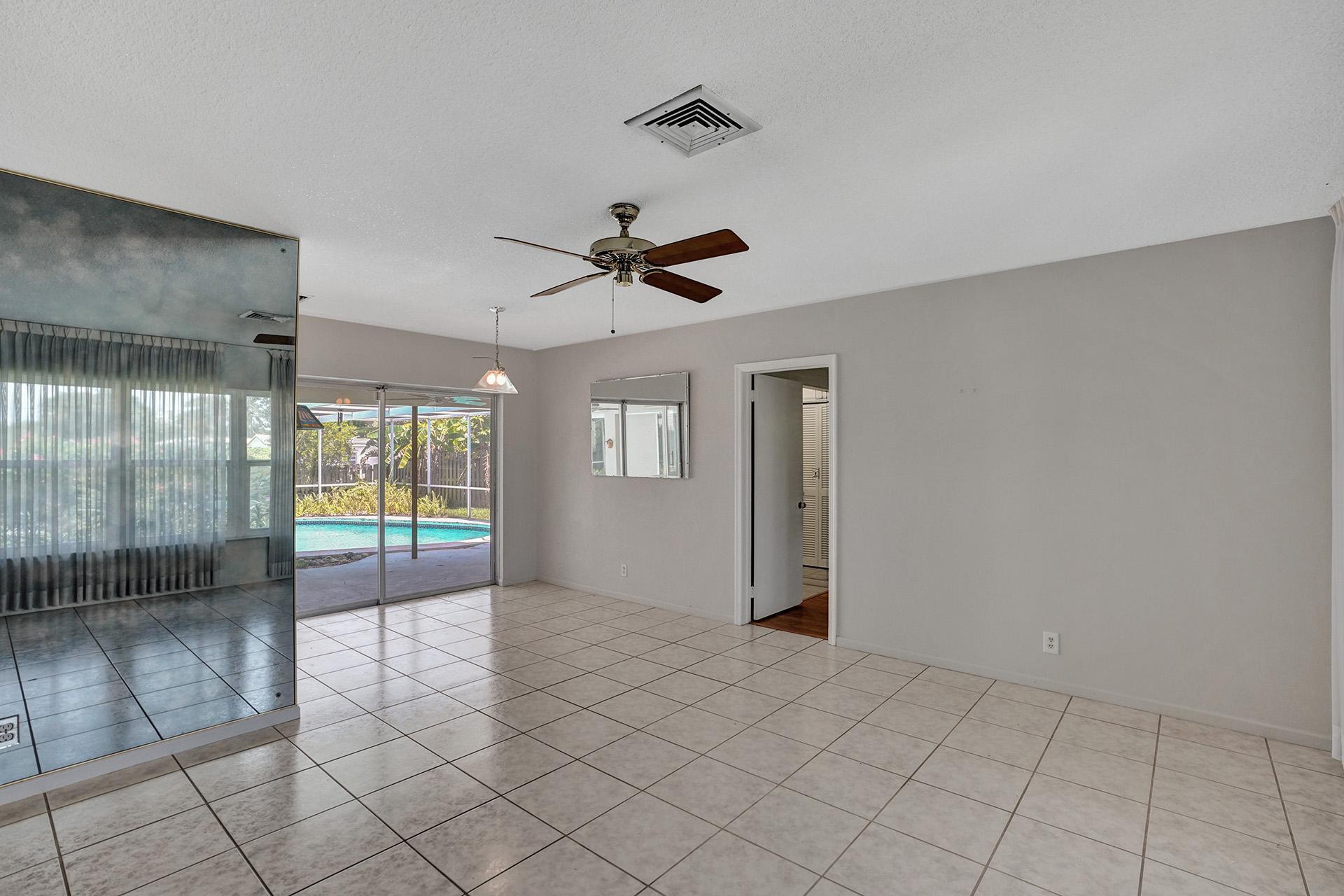 400 Southwest 9th Avenue Boca Raton, FL 33486 - Photo 6 of 39 DSC05475