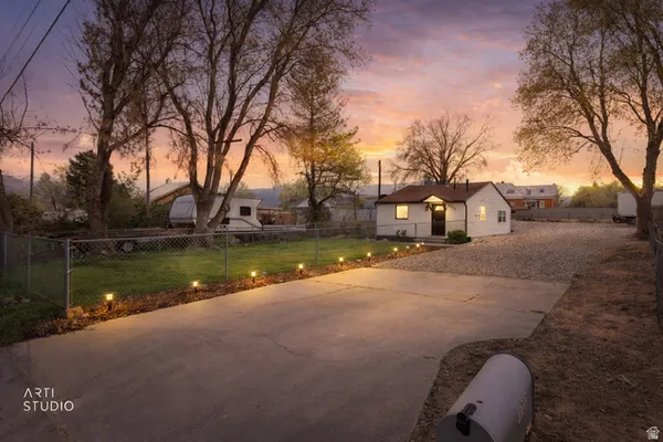 $369,900 | 1727 West 12980 South, Riverton, UT 84065