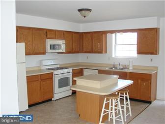 1089 Boot Road West Chester, PA 19380 - Photo 4 of 9 Gallery Image 4