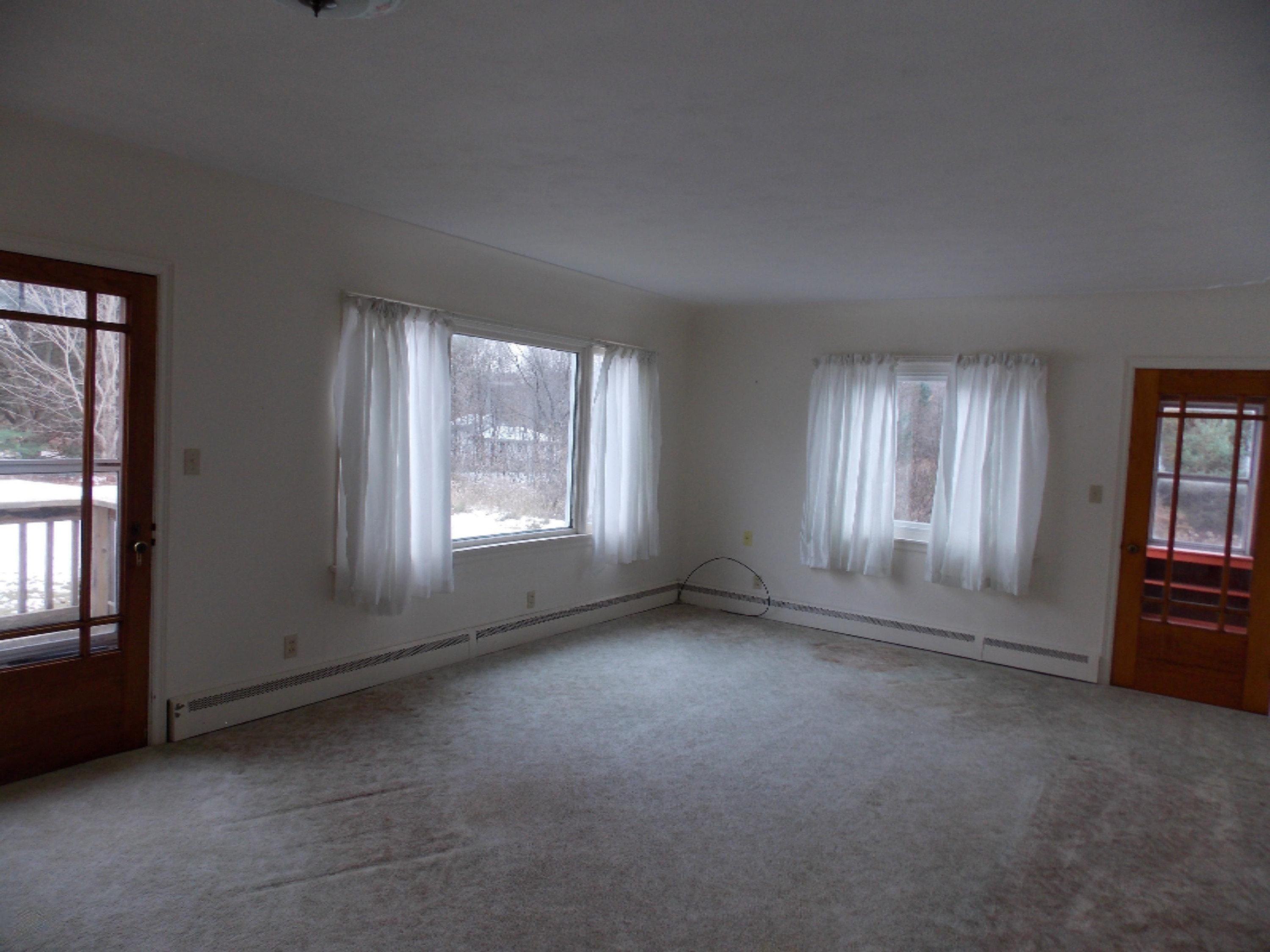 2680 Duck Lake Road Whitehall, MI 49461 - Photo 13 of 33 12 Living Rm