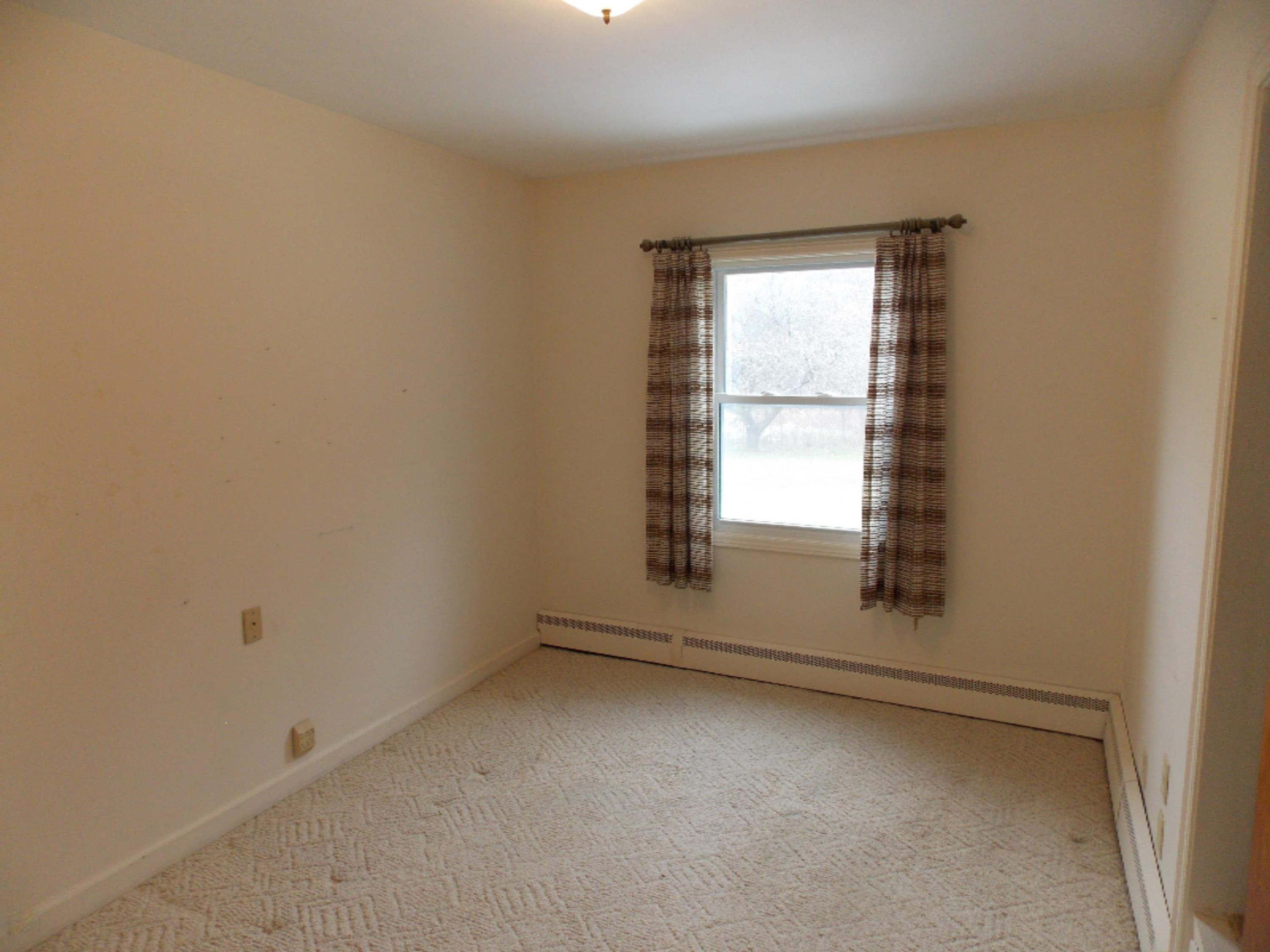 2680 Duck Lake Road Whitehall, MI 49461 - Photo 20 of 33 19 Bedroom 3