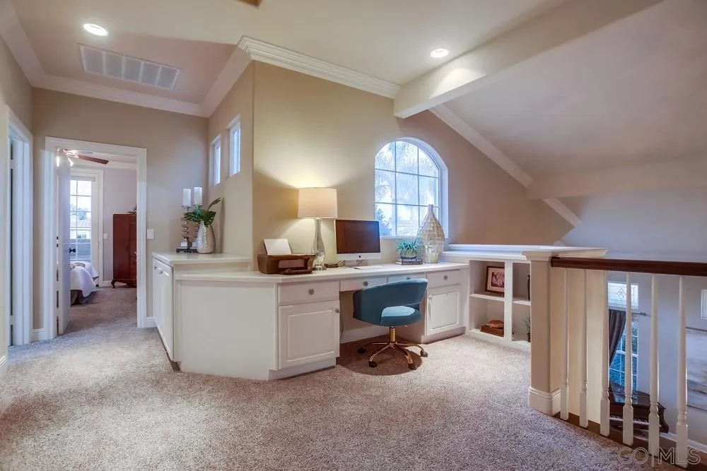1065 Goldeneye View Carlsbad, CA 92011 - Photo 20 of 30 Gallery Image 20