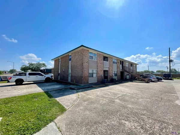 $1,000 | 208 Monarch Drive, Unit 202A, Houma, LA 70364