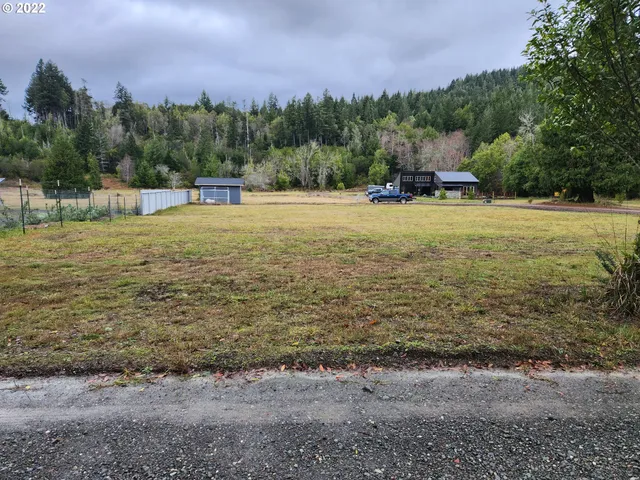 $130,000 | Saunders Creek Road, Unit 2102, Gold Beach, OR 97444