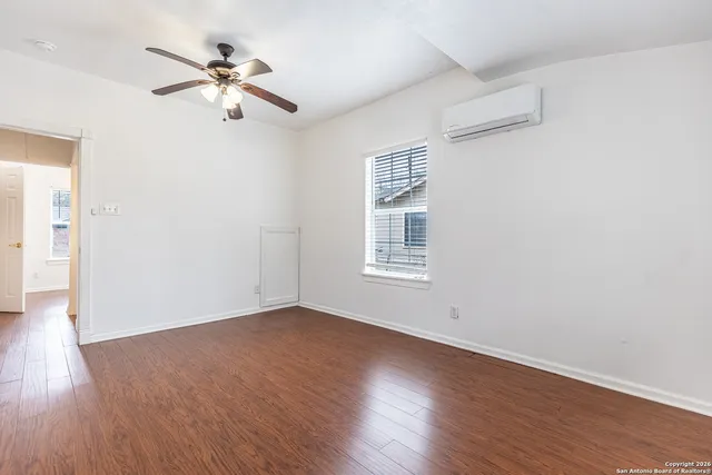 $900 | 1718 Lennon Avenue, San Antonio, TX 78223