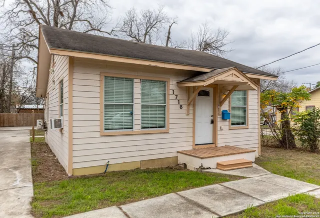 $900 | 1718 Lennon Avenue, San Antonio, TX 78223