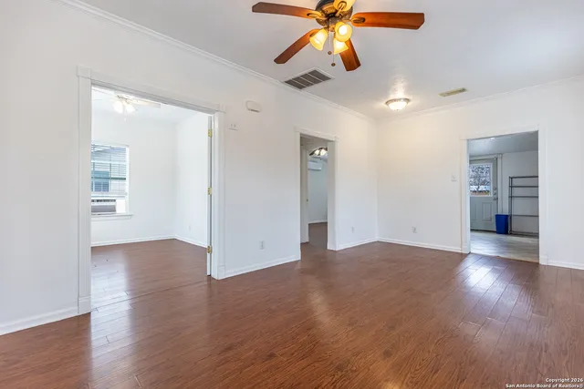 $900 | 1718 Lennon Avenue, San Antonio, TX 78223