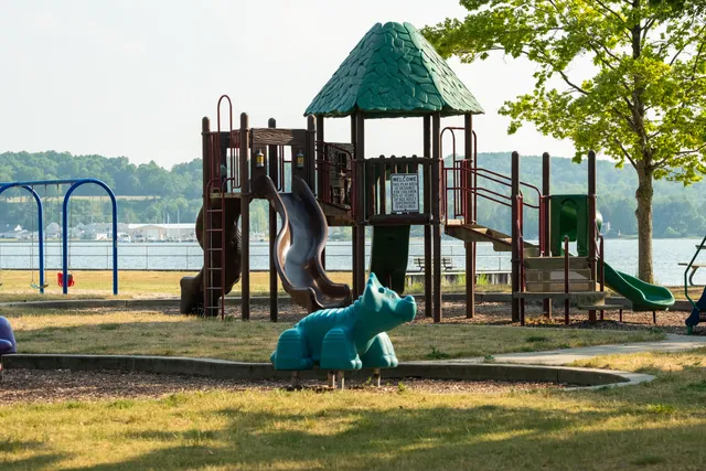 $44,900 | Emerald Ridge, Unit 29, Onekama, MI 49675