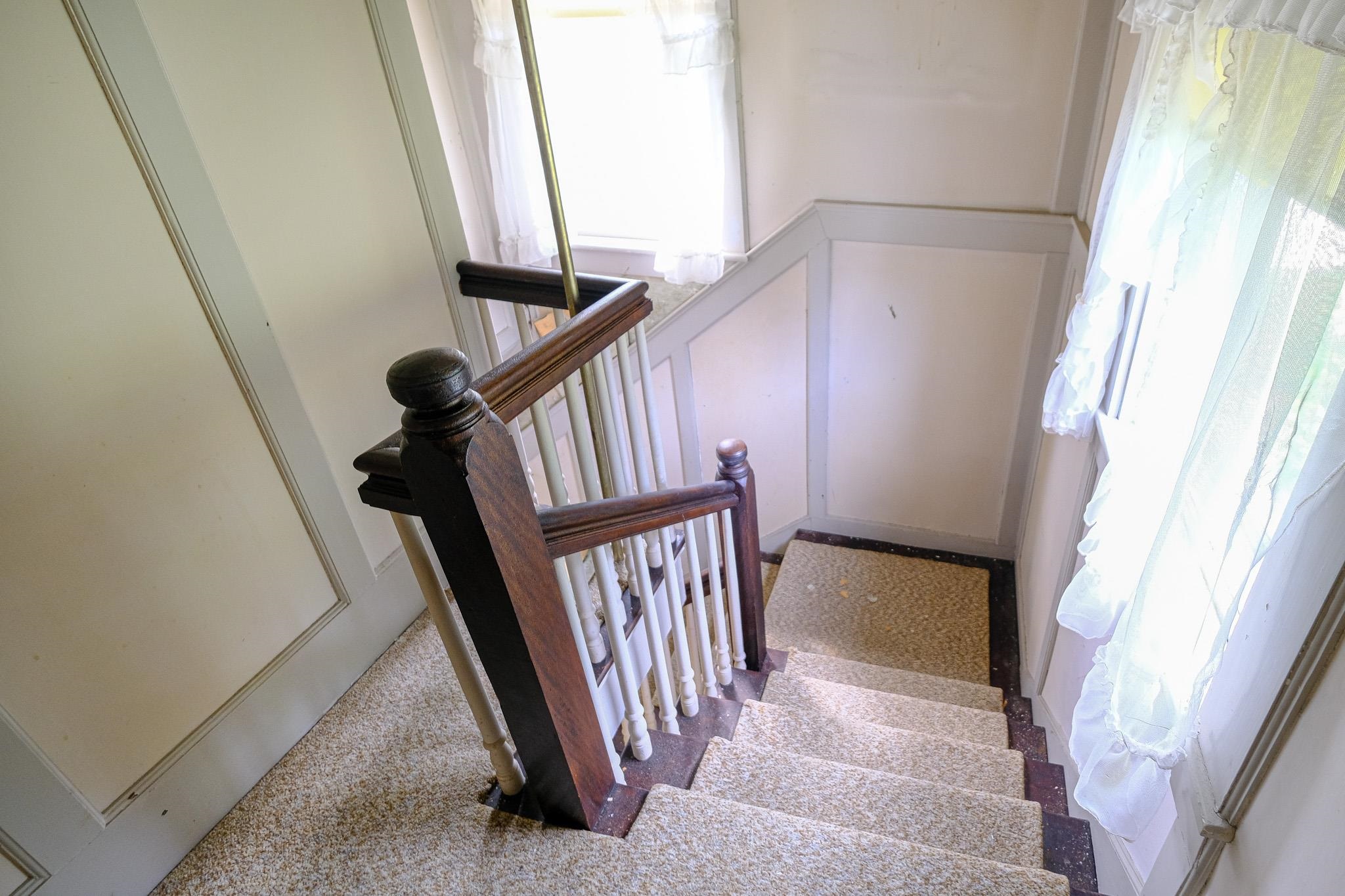 15 Gill Terrace Ludlow, VT 05149 - Photo 18 of 41