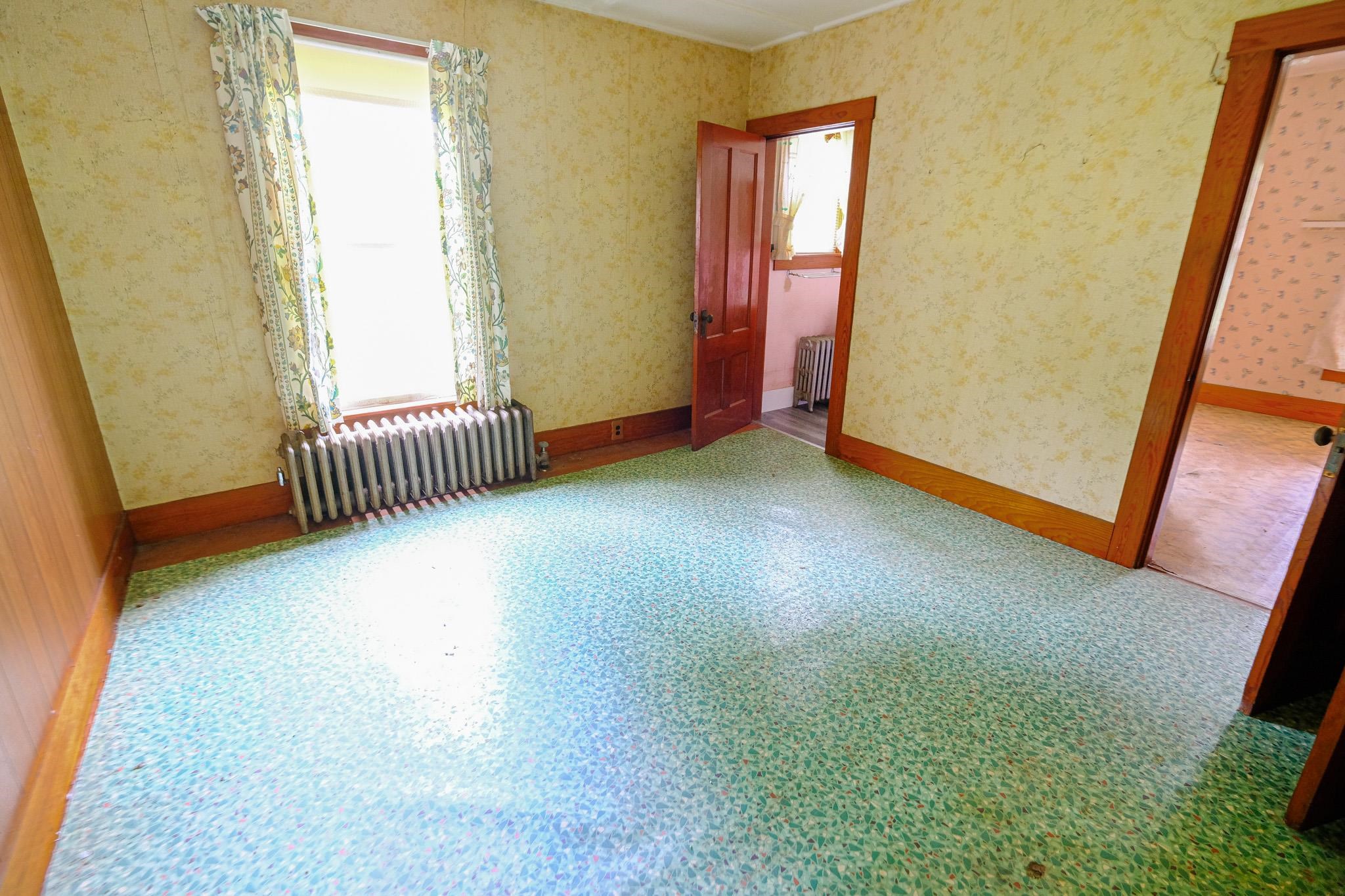 15 Gill Terrace Ludlow, VT 05149 - Photo 9 of 41