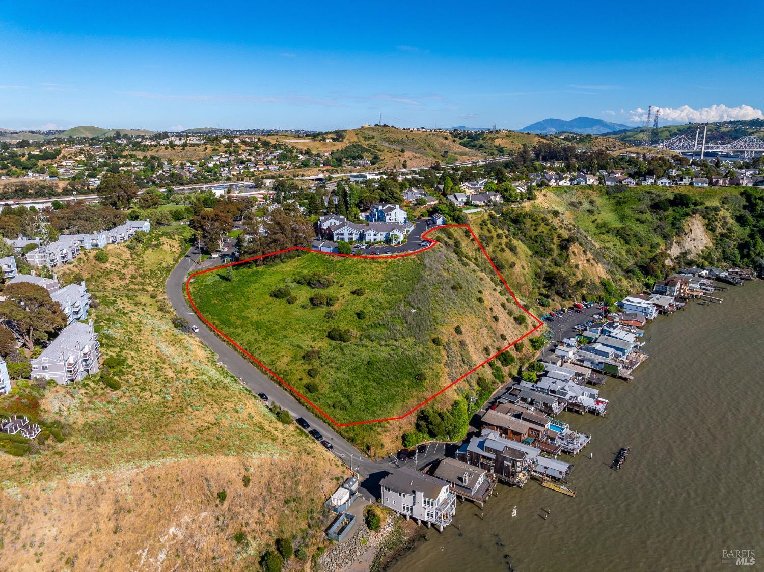 201 Sandy Beach Road Vallejo, CA 94590 - Photo 3 of 32