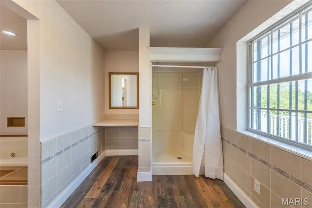 $450,000 | 547 County Road 448, Poplar Bluff, MO 63901