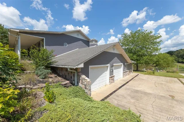 $450,000 | 547 County Road 448, Poplar Bluff, MO 63901