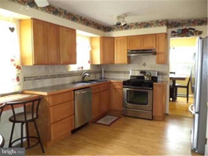 2550 Pettit Road Pennsauken, NJ 08109 - Photo 4 of 13