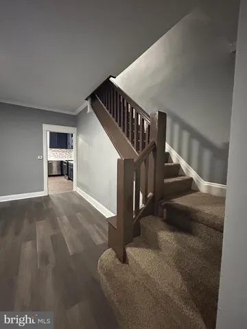 a view of entryway and hall