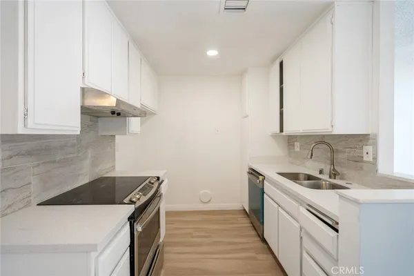 $523,000 | 2300 South Hacienda Boulevard, Unit D4, Hacienda Heights, CA 91745
