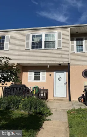 $2,200 | 70 Ashley Court, Unit 230, Downingtown, PA 19335