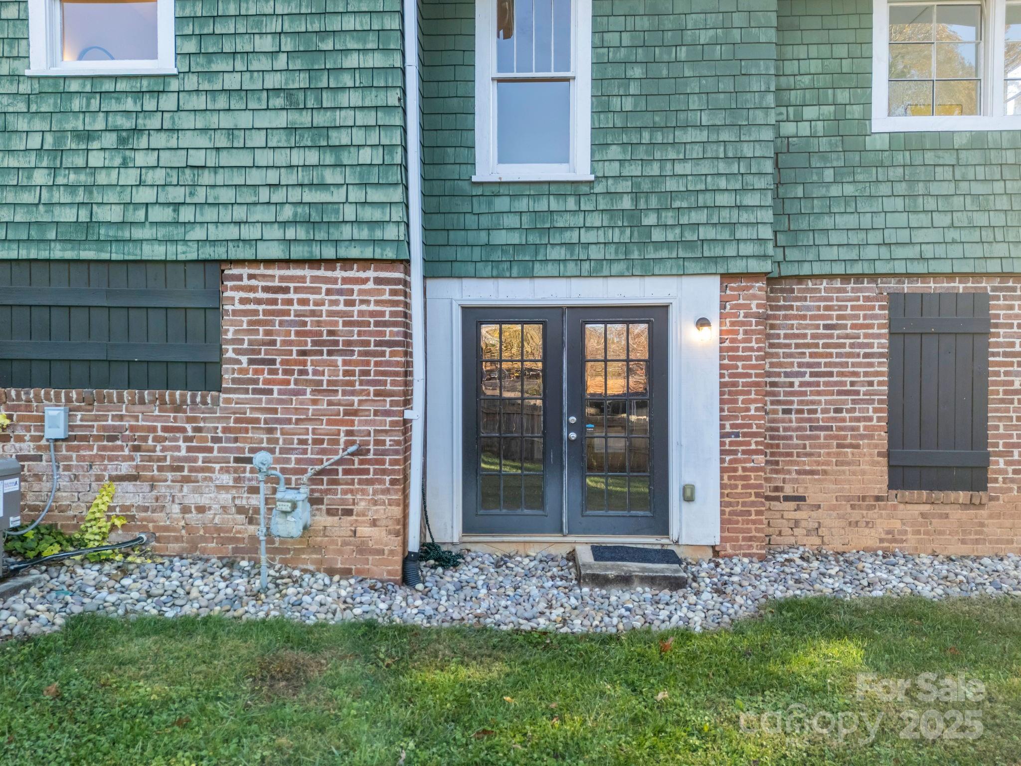 96 Thomas Street Brevard, NC 28712 - Photo 31 of 40