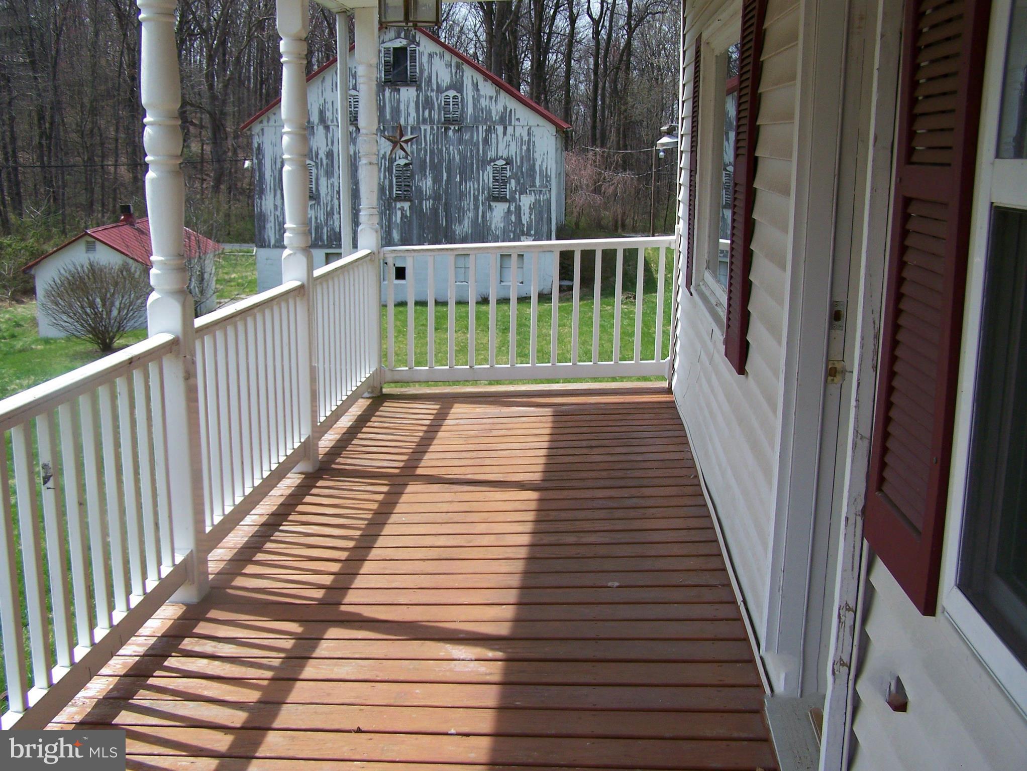 2552 Ebbvale Road Manchester, MD 21102 - Photo 3 of 39 Covered front porch