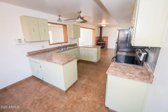 $239,000 | 597 Hegge Drive, Sierra Vista, AZ 85635