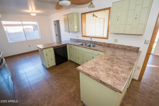 $239,000 | 597 Hegge Drive, Sierra Vista, AZ 85635