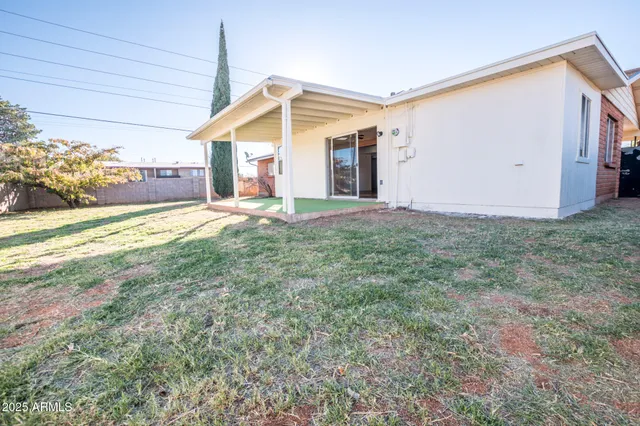 $239,000 | 597 Hegge Drive, Sierra Vista, AZ 85635