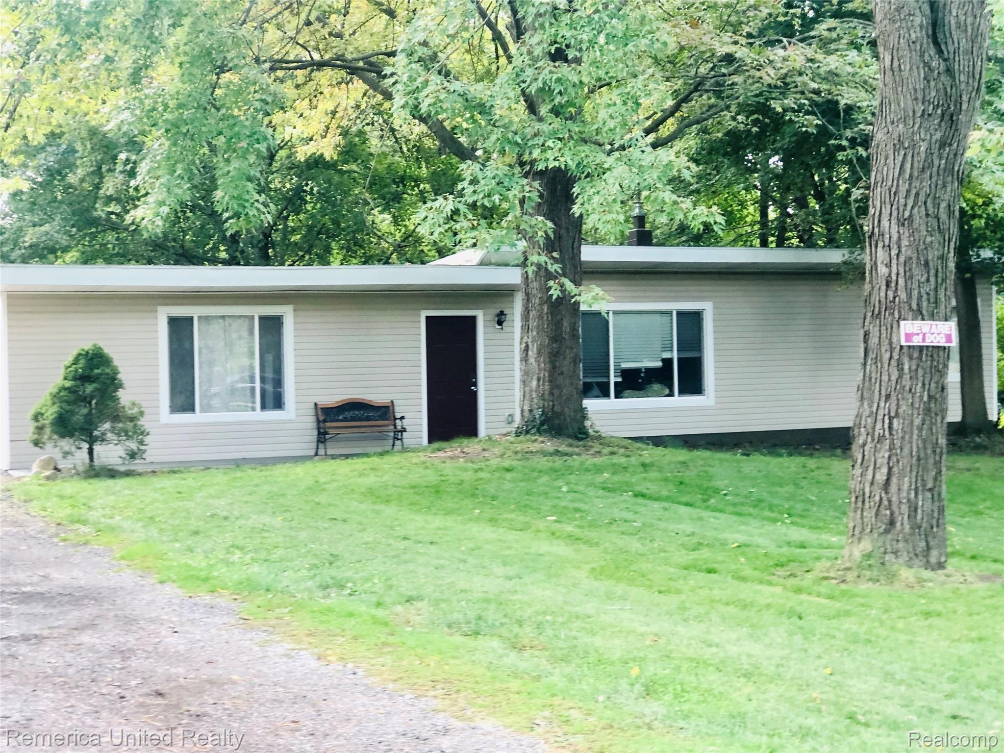 671 West Clark Road Ypsilanti, MI 48198 - Photo 1 of 12 B79339F8-8BDE-406A-AE21-8D36ADC204D9.jpeg
