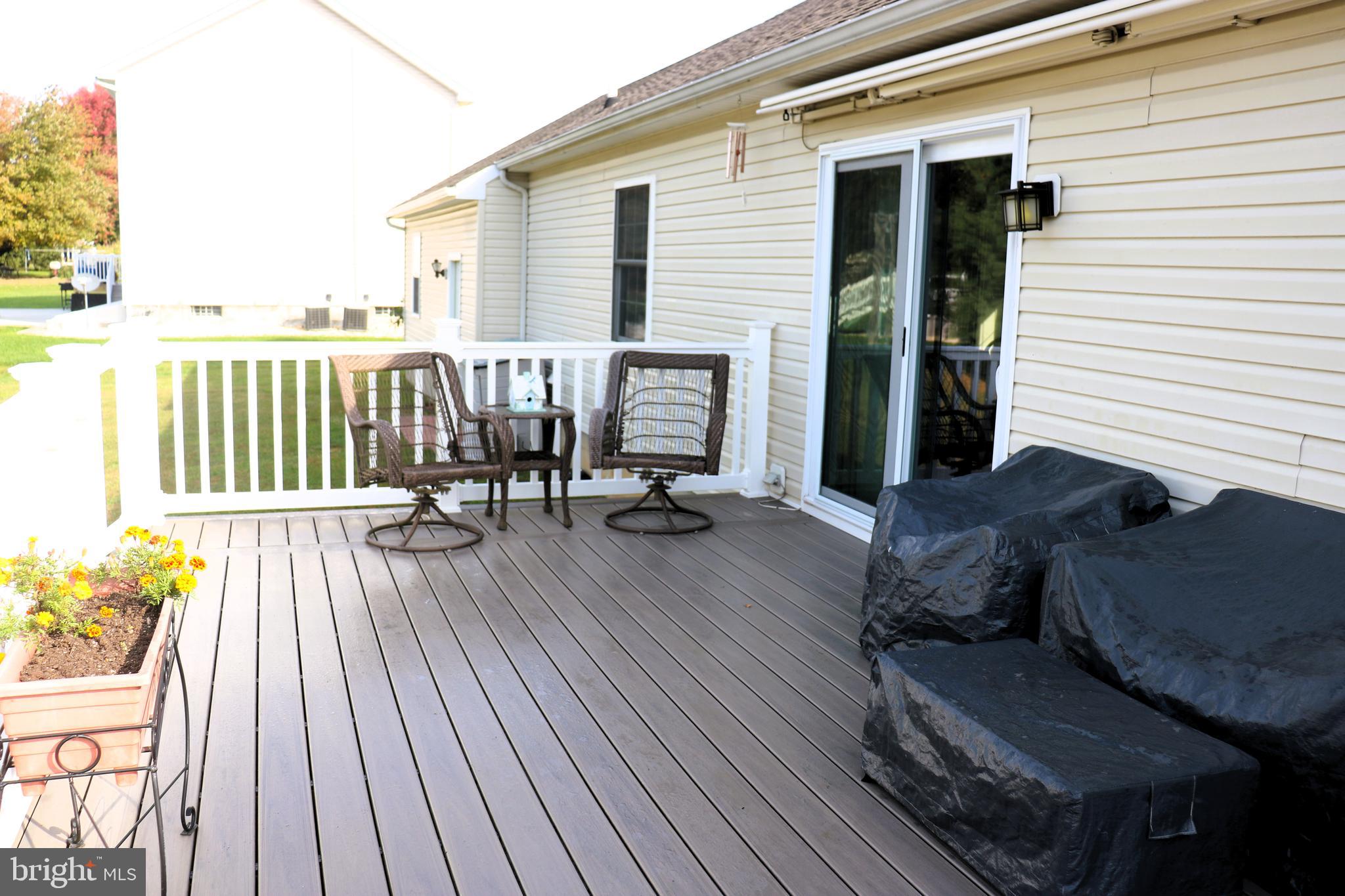 16 Kinkle Road Bridgeton, NJ 08302 - Photo 10 of 31 a outdoor space with furniture