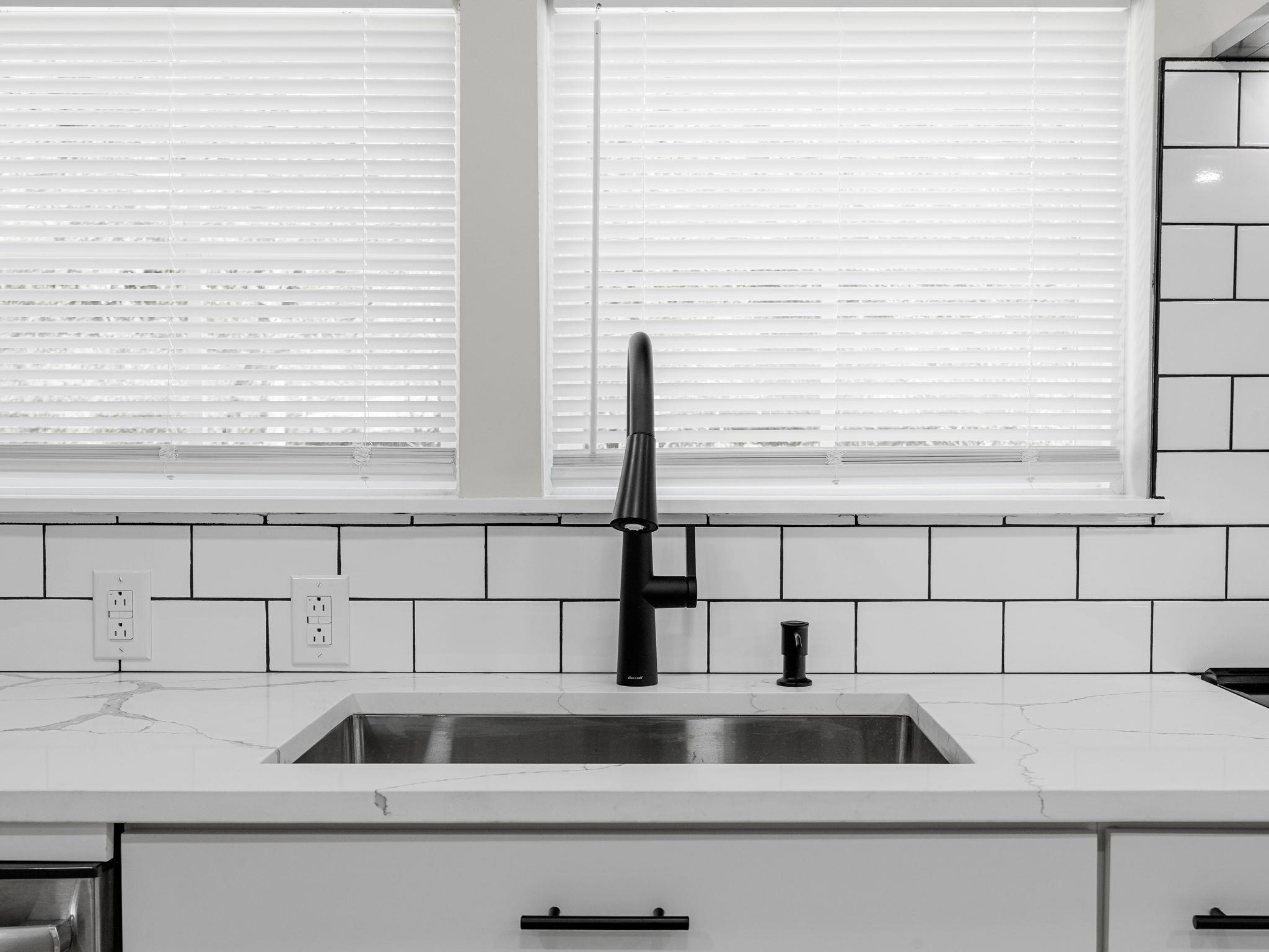 118 Strawberry Road Anderson, SC 29626 - Photo 25 of 39