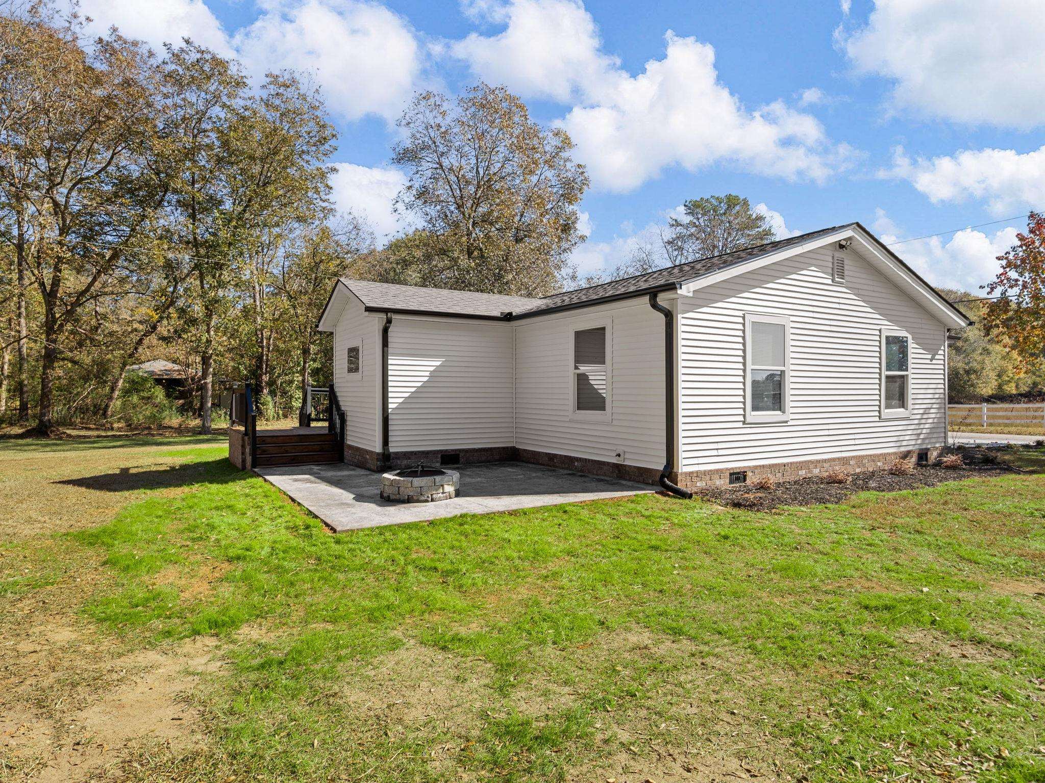 118 Strawberry Road Anderson, SC 29626 - Photo 31 of 39