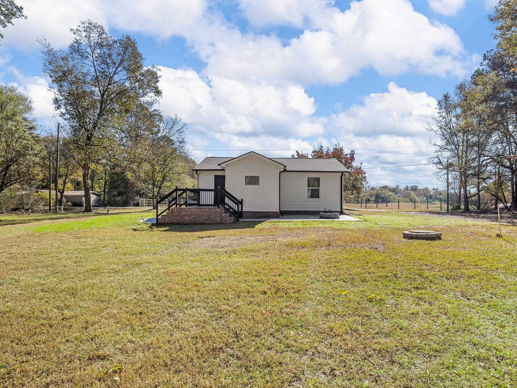 118 Strawberry Road Anderson, SC 29626 - Photo 33 of 39