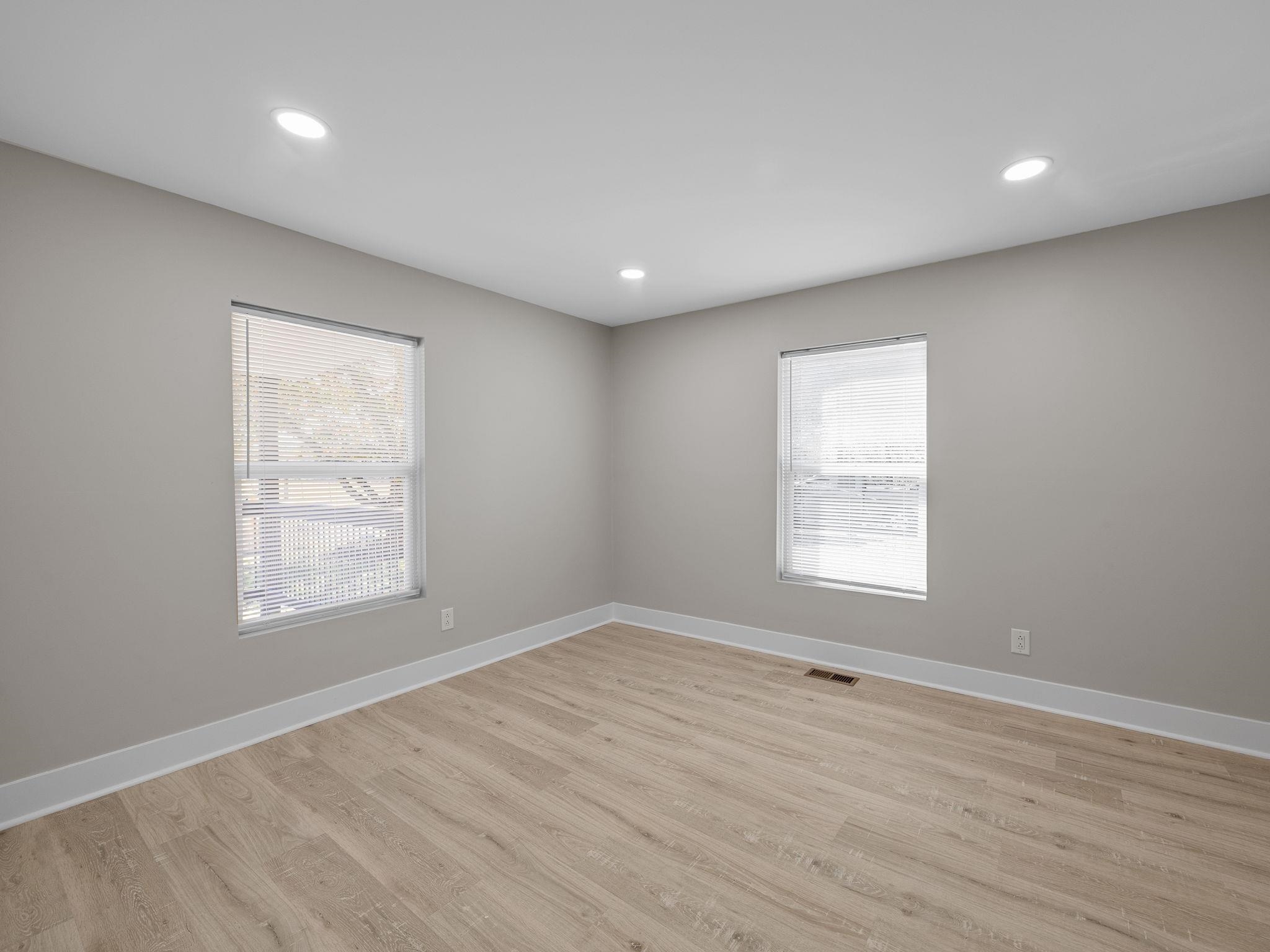 118 Strawberry Road Anderson, SC 29626 - Photo 8 of 39