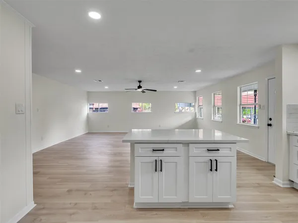 $2,000 | 215 Sparkling Water Drive, Huffman, TX 77336