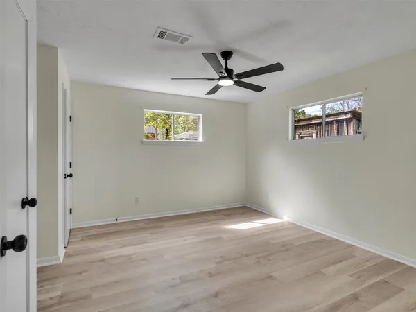 $2,000 | 215 Sparkling Water Drive, Huffman, TX 77336