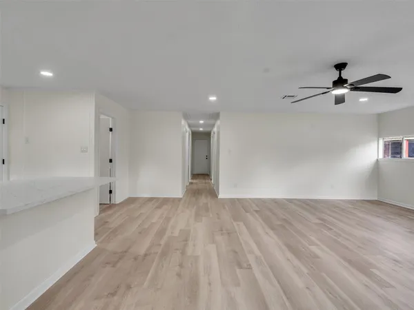 $2,000 | 215 Sparkling Water Drive, Huffman, TX 77336